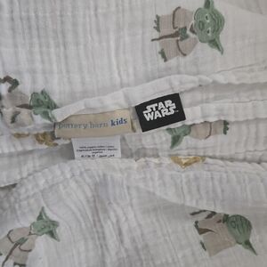 Pottery Barn Kids Yoda Muslin Bib in White, Green, Tan